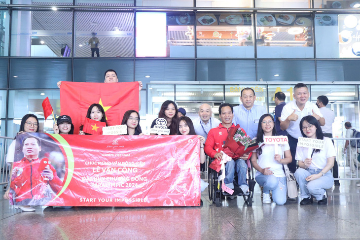 Đoàn thể thao người khuyết tật Việt Nam về nước sau khi hoàn thành mục tiêu Paralympic 2024 - Ảnh 3.